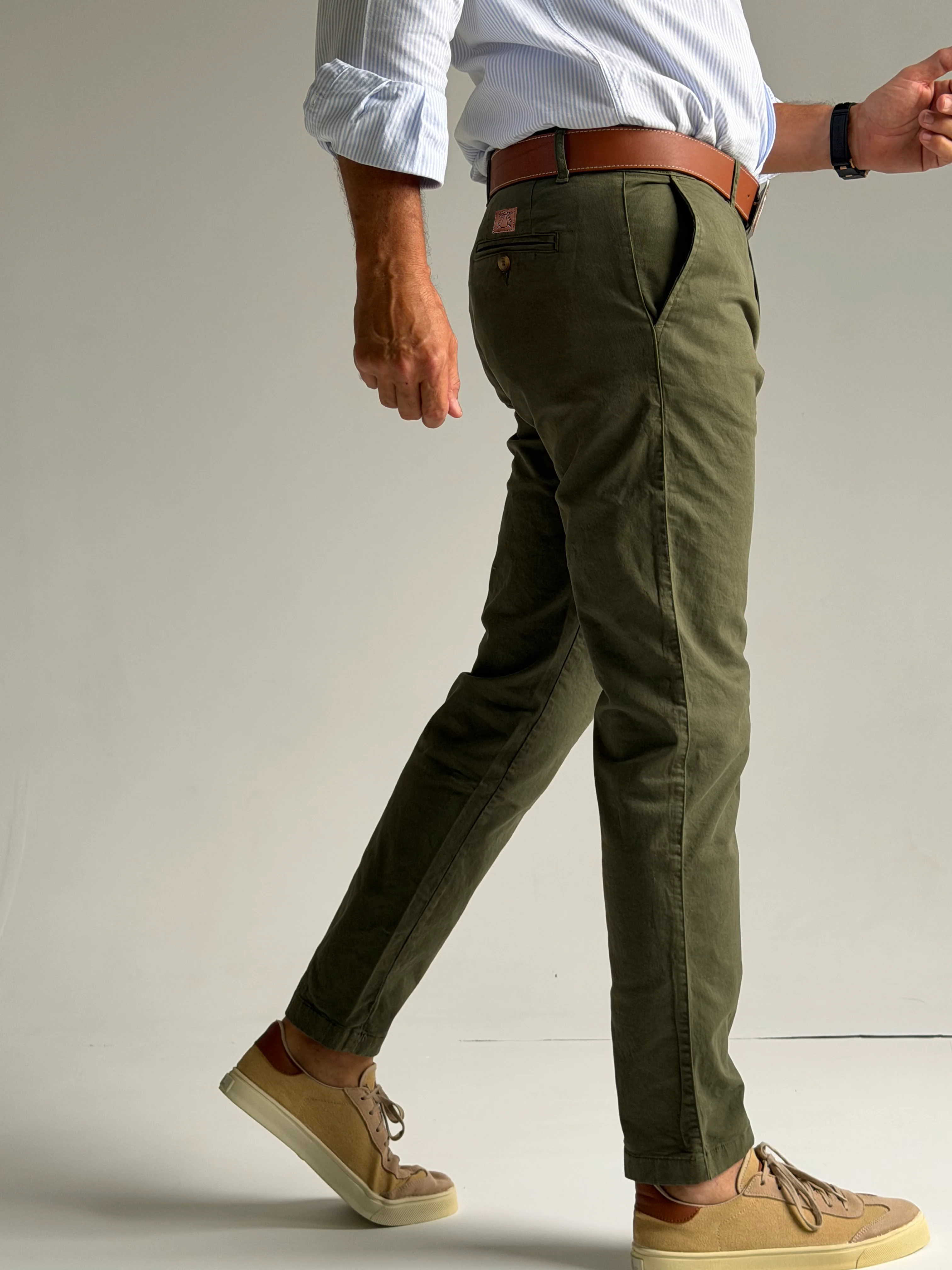 Pantalón Chino Verde Kaki Confort Hombre - Image 4